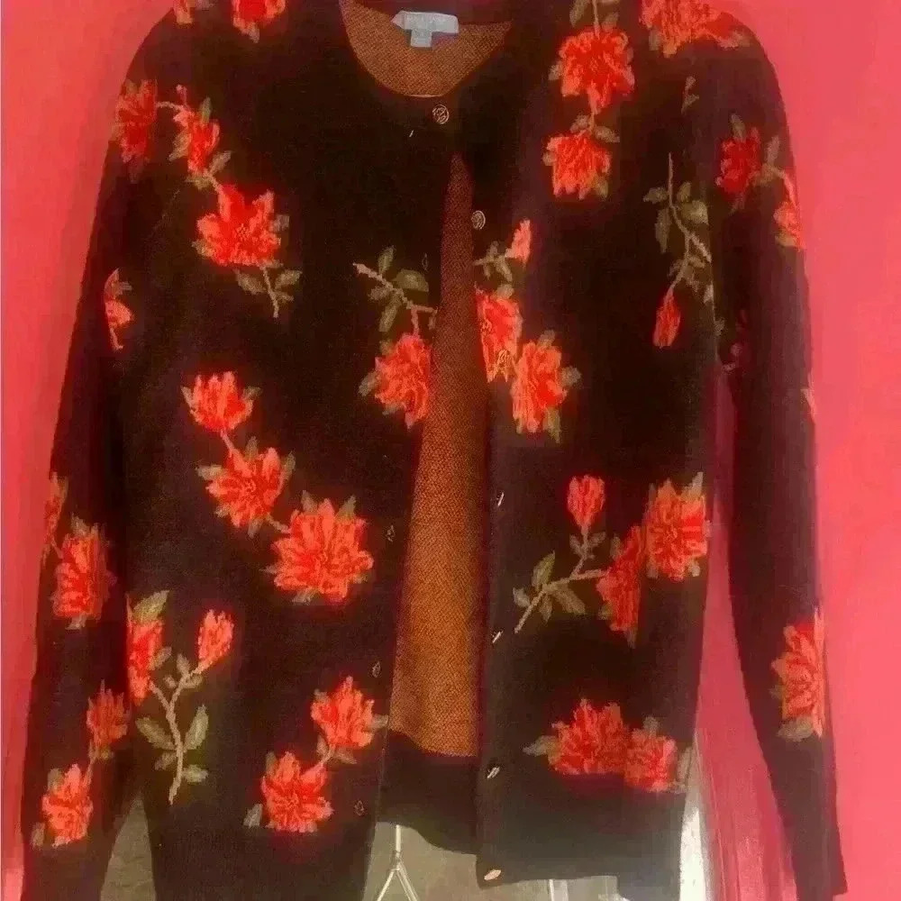 Draper James sweater Floral Roses Sz S